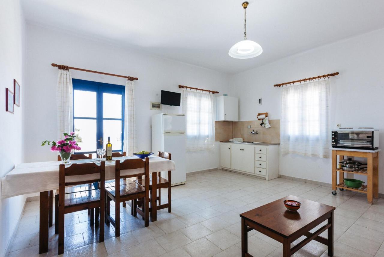 Thalassitis Coastal Apartments Perivolos  Extérieur photo